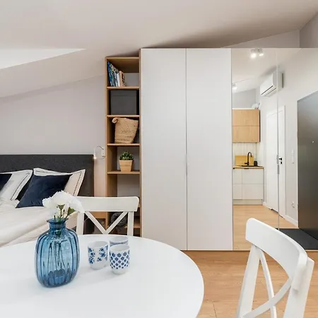 Czarnowiejska 21A By Homeprime Cracovia Esterno foto